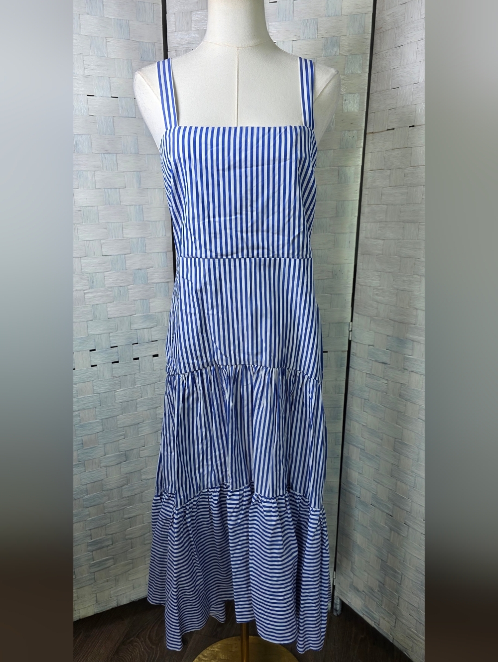Banana Republic Blue and White Striped Maxi Dress - Picture 3 of 8